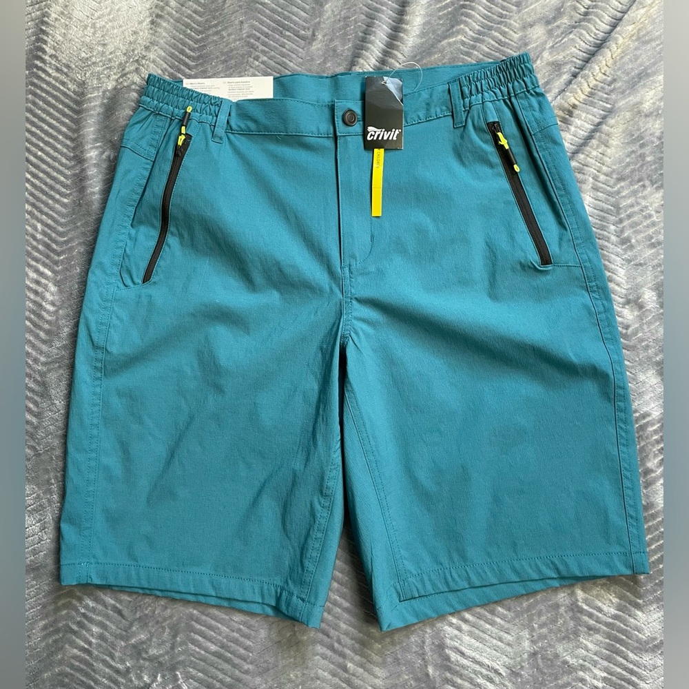 NWT Mens Crivit Bionic Finish Eco Outdoor Shorts Nylon Stretch Teal Blue 36